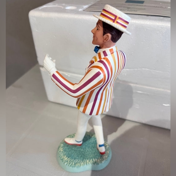 WDCC Mary Poppins Bert Feeling Grand Walt Disney Classics Collection Figurine - Picture 4 of 5